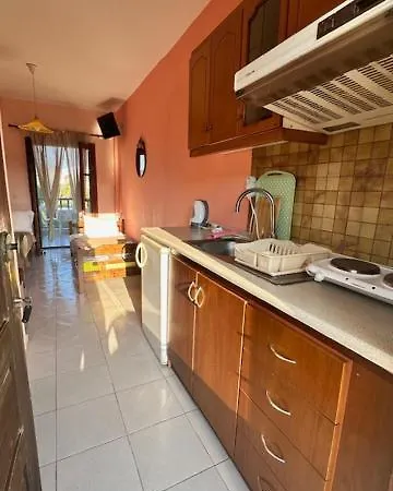 House Nativa * Mola Kalyva