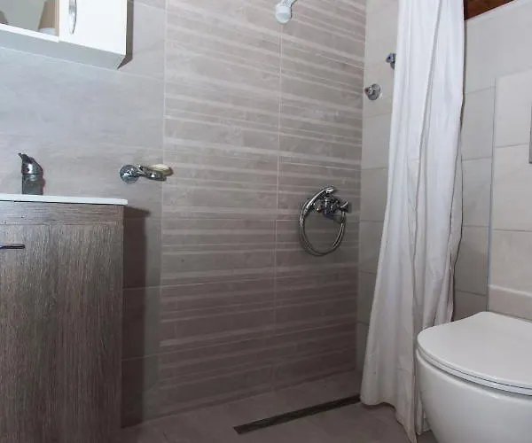 House Nativa Apartment Mola Kalyva