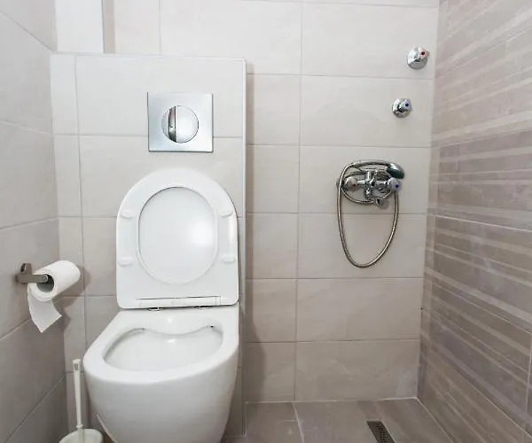 House Nativa 莫拉卡里瓦