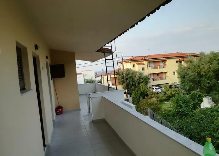 House Nativa 莫拉卡里瓦